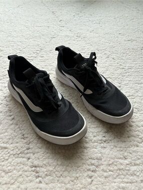 Vans UltraRange Sneakers